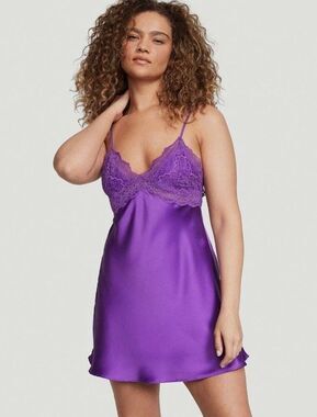 Victoria's Secret Purple/Violet Satin Lace Plunge Open Back Slip Dress M